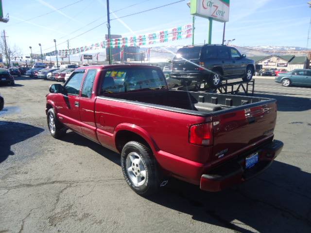 Chevrolet S10 2001 photo 4