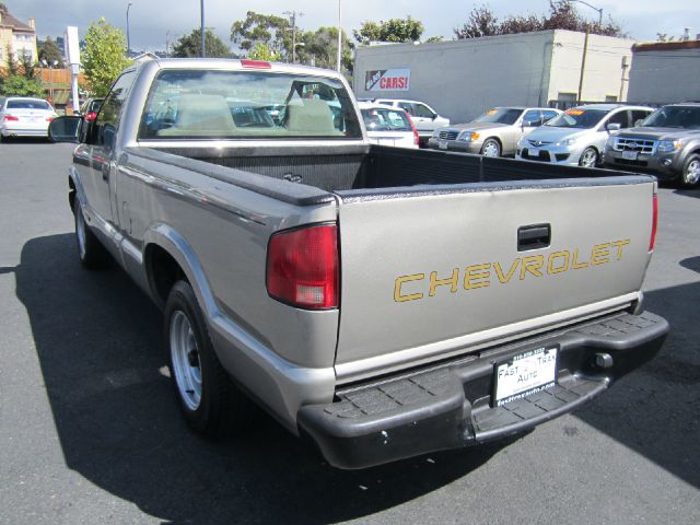 Chevrolet S10 4wd Pickup Truck