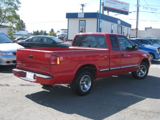 Chevrolet S10 2001 photo 1