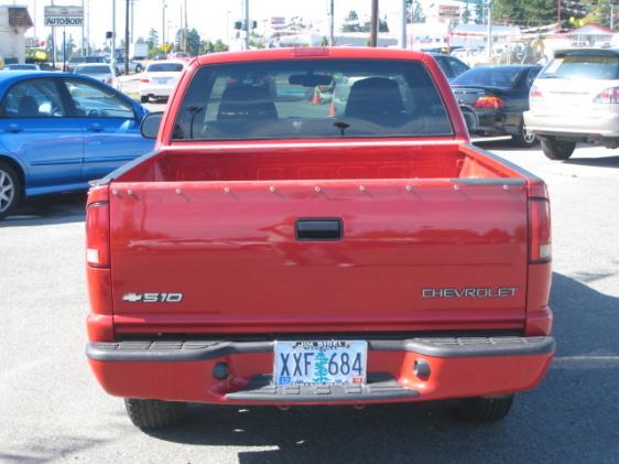 Chevrolet S10 2001 photo 3