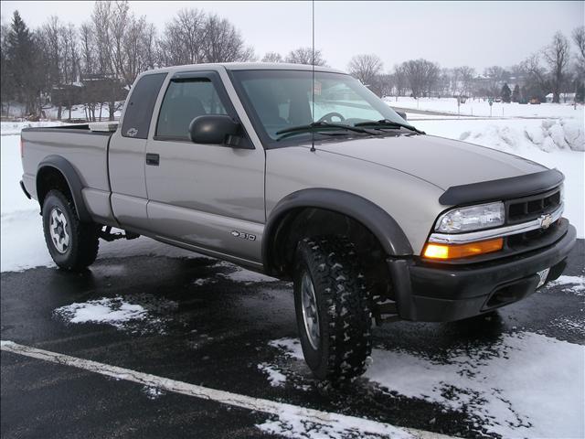 Chevrolet S10 2001 photo 3