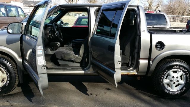 Chevrolet S10 2002 photo 4