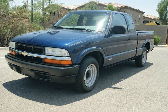 Chevrolet S10 2002 photo 2