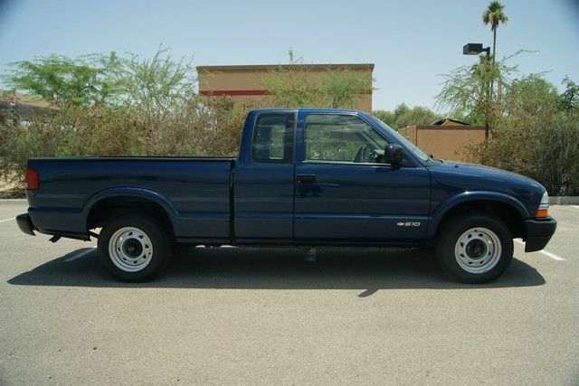 Chevrolet S10 2002 photo 3