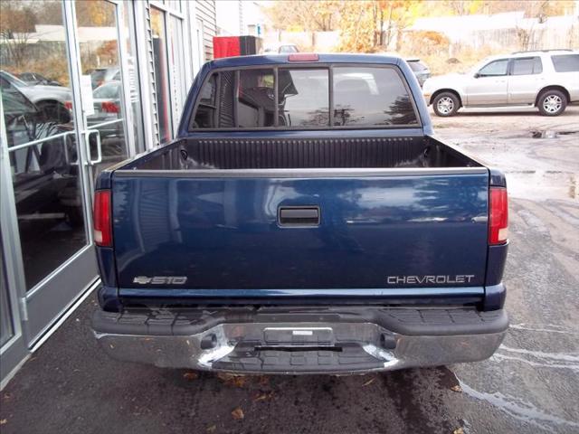 Chevrolet S10 2002 photo 2