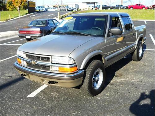 Chevrolet S10 2002 photo 4