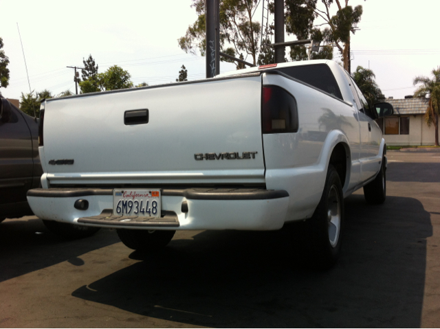 Chevrolet S10 2002 photo 1
