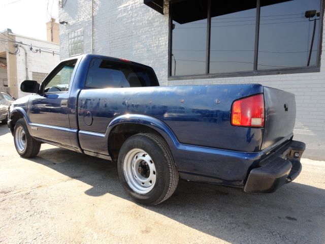 Chevrolet S10 4wd Pickup Truck