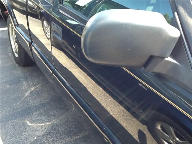 Chevrolet S10 2002 photo 2