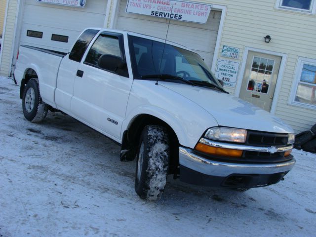 Chevrolet S10 2002 photo 3