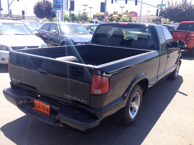Chevrolet S10 2002 photo 3