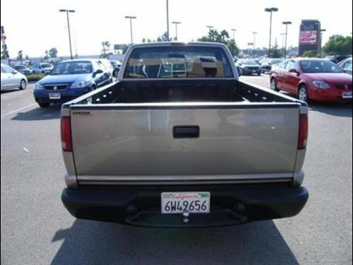 Chevrolet S10 2002 photo 3