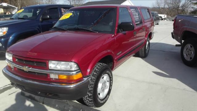 Chevrolet S10 2002 photo 2