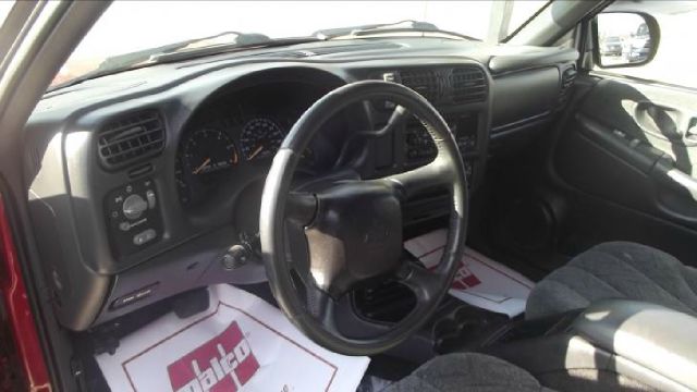 Chevrolet S10 2002 photo 4