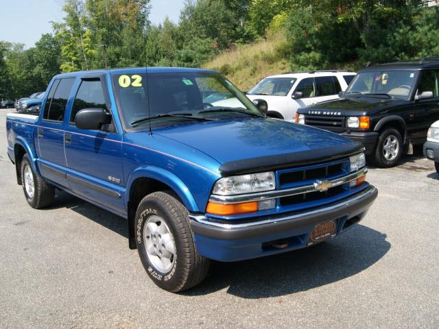 Chevrolet S10 2002 photo 2