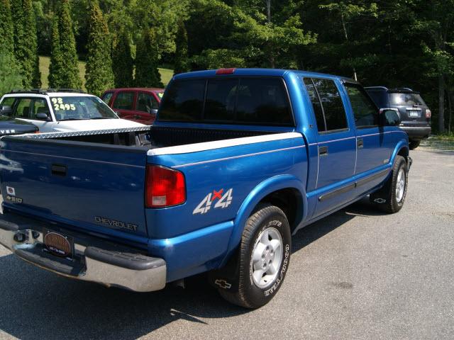 Chevrolet S10 2002 photo 4