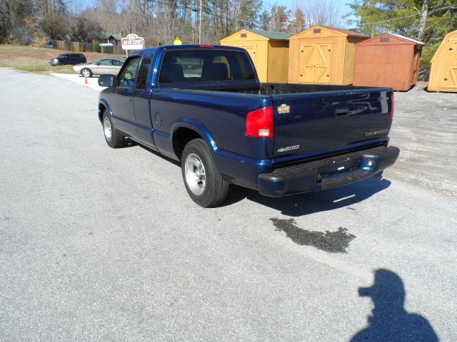 Chevrolet S10 2002 photo 3