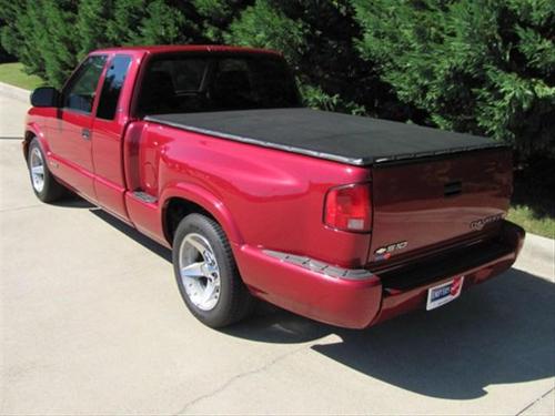 Chevrolet S10 2002 photo 2