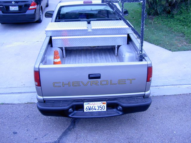 Chevrolet S10 2002 photo 1