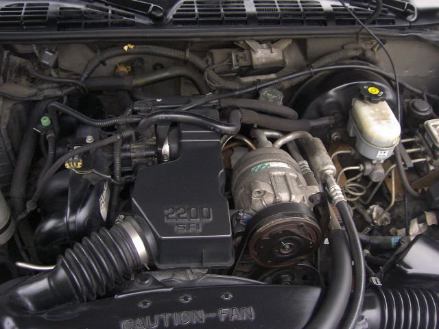 Chevrolet S10 2002 photo 2