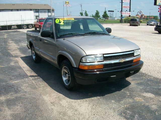 Chevrolet S10 2002 photo 2