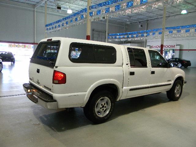Chevrolet S10 2002 photo 3