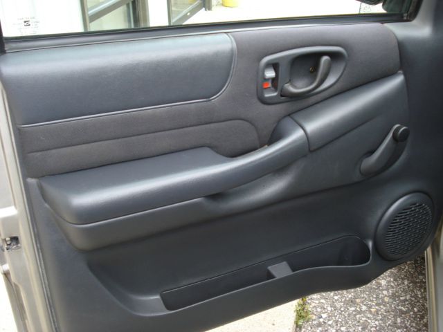 Chevrolet S10 2003 photo 18