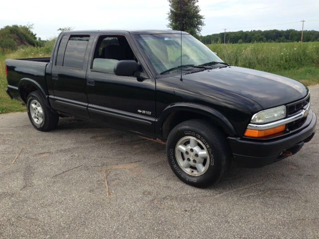 Chevrolet S10 2003 photo 1