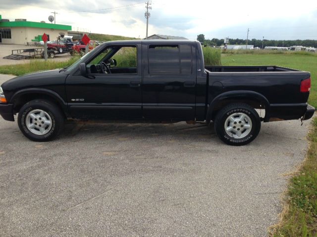 Chevrolet S10 2003 photo 2