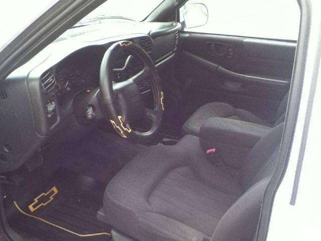 Chevrolet S10 C300w Pickup Truck