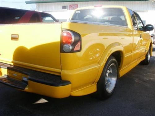 Chevrolet S10 2003 photo 2