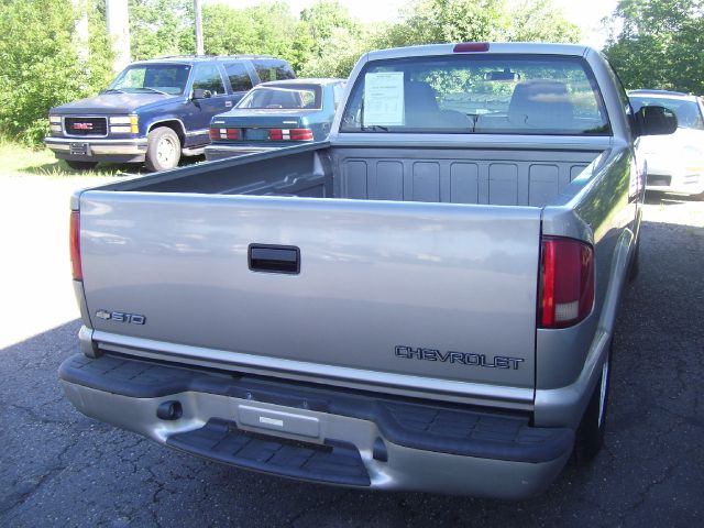 Chevrolet S10 2003 photo 4