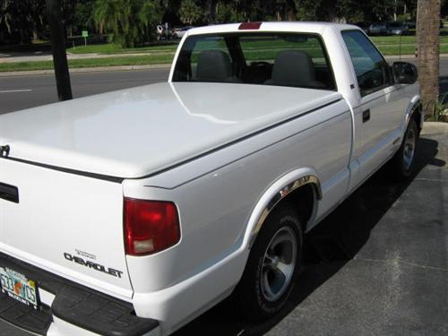 Chevrolet S10 2003 photo 2