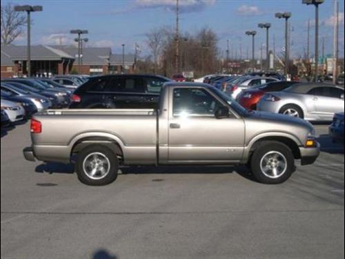Chevrolet S10 2003 photo 3
