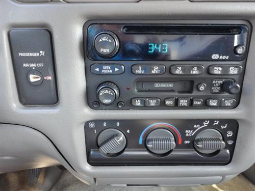 Chevrolet S10 2003 photo 1