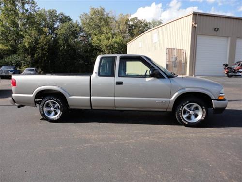 Chevrolet S10 2003 photo 3