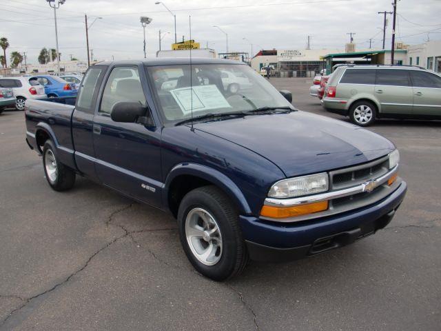 Chevrolet S10 Access Cab SR5 TRD Sport4wd Pickup Truck