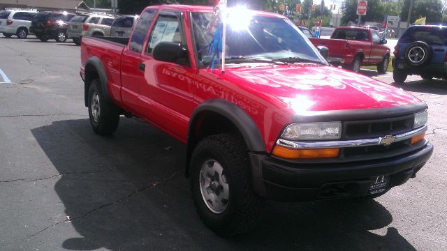 Chevrolet S10 2003 photo 1
