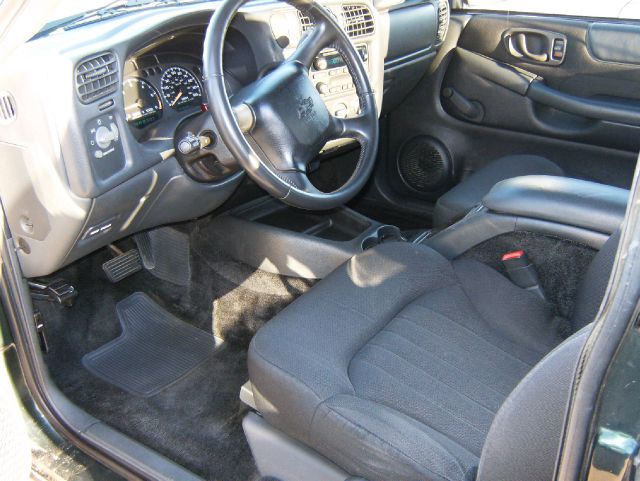 Chevrolet S10 2003 photo 1