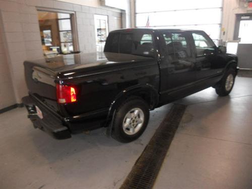 Chevrolet S10 2003 photo 1