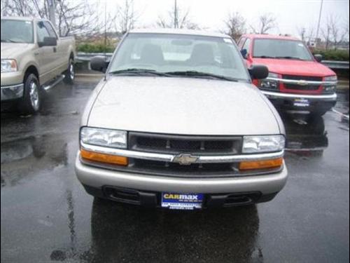 Chevrolet S10 2003 photo 1