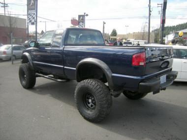 Chevrolet S10 2003 photo 2