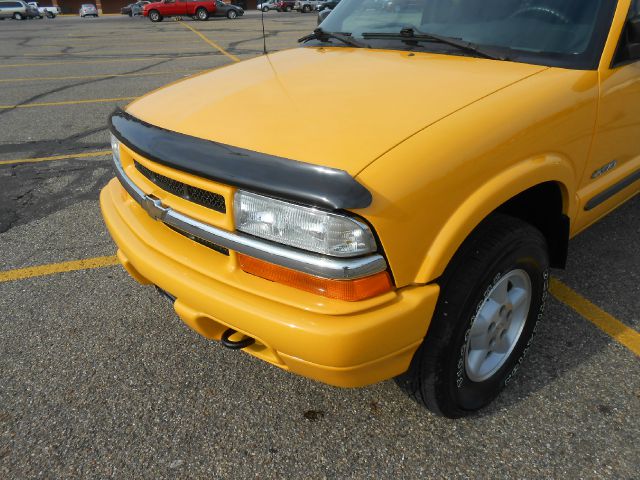 Chevrolet S10 2003 photo 4