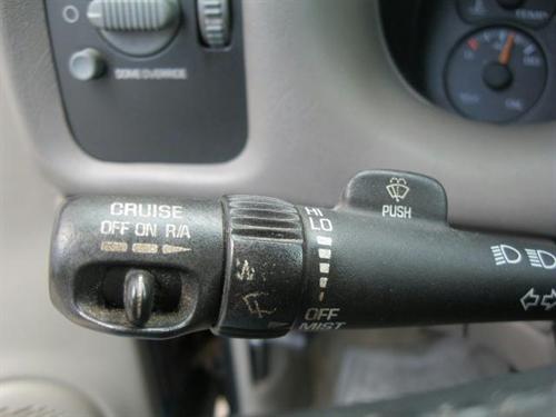 Chevrolet S10 2003 photo 2