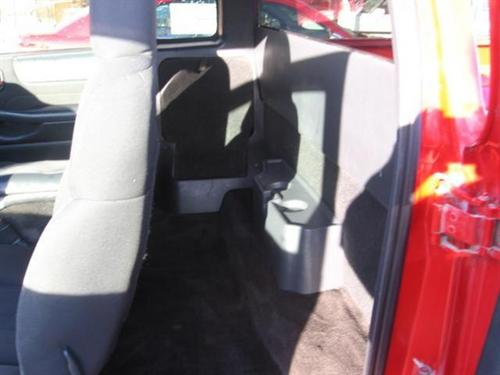 Chevrolet S10 2003 photo 2