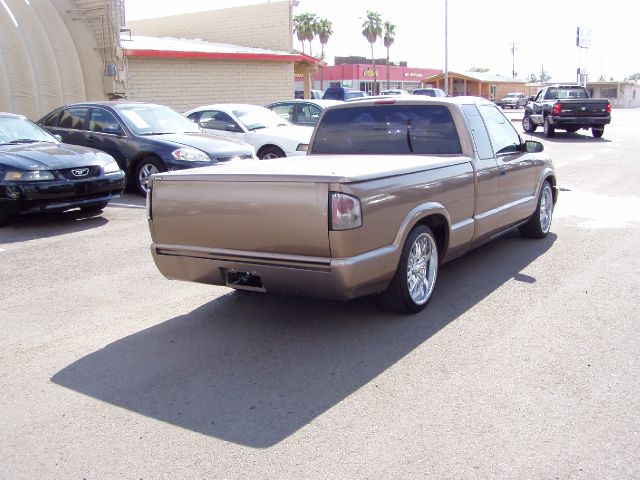 Chevrolet S10 2003 photo 3