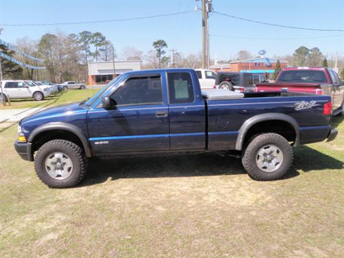 Chevrolet S10 2003 photo 2