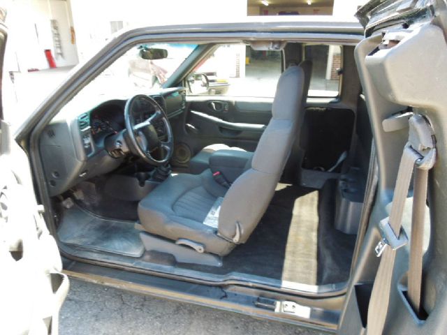 Chevrolet S10 2003 photo 1