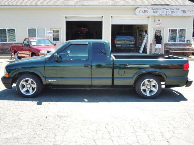 Chevrolet S10 2003 photo 2