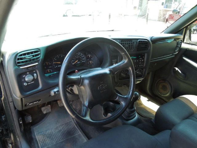Chevrolet S10 2003 photo 3